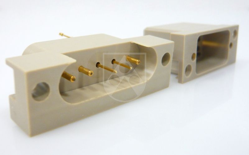 Grâce à sa haute stabilité dimensionnelle, SUSTAPEEK est parfaitement adapté à la fabrication de connecteurs et d’autres composants de précision de l’industrie électronique