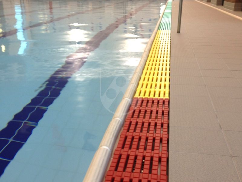 Schwimmbadrost Kunststoff, Farben Rot, Gelb, Grün