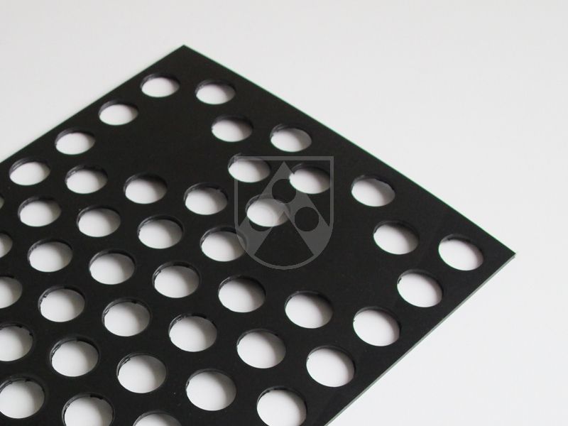 Perforierte Platte aus Kunststoff mit runder Perforation und Freiflächen