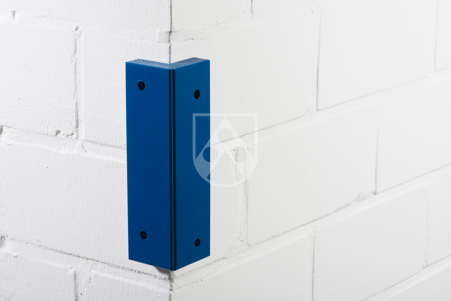 Wandschutz / Rammschutzleisten aus Kunststoff - Robuster Schutz für Ihre  Wand / PE Rammschutz / Prallschutz / Schrammschutz