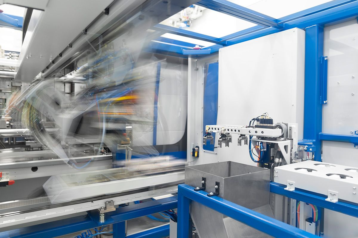 complex automatic systems for large series production in cleanrooms