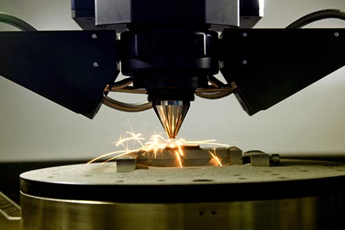 3D printing with metal substrate